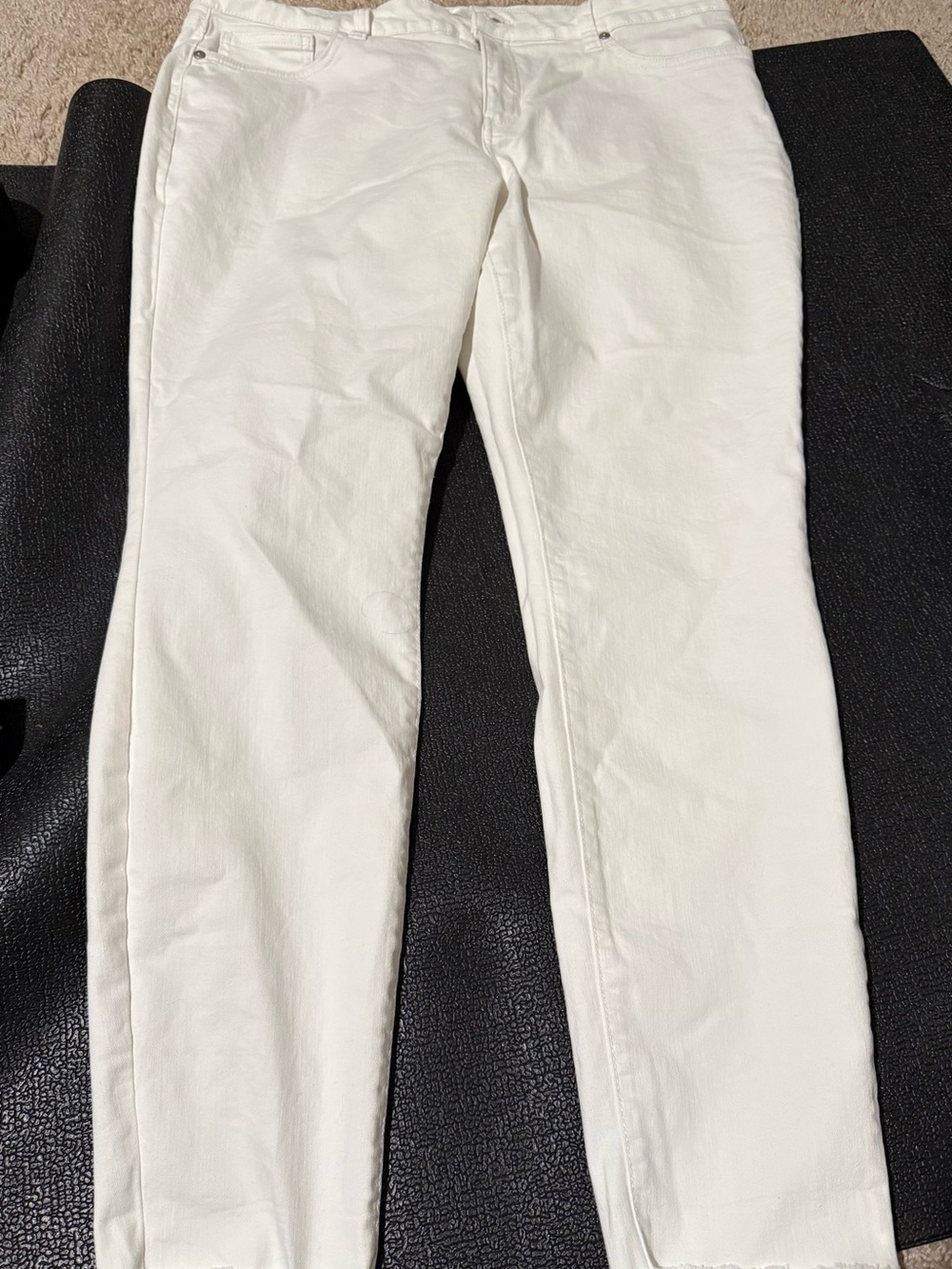 Lc Lauren Conrad size 16 White Slim Fit Jeans
